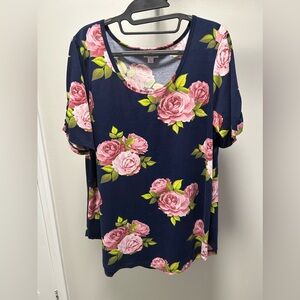 EUC - Women’s LulaRoe Morgan Short Sleeve Top Size Large Navy with Floral